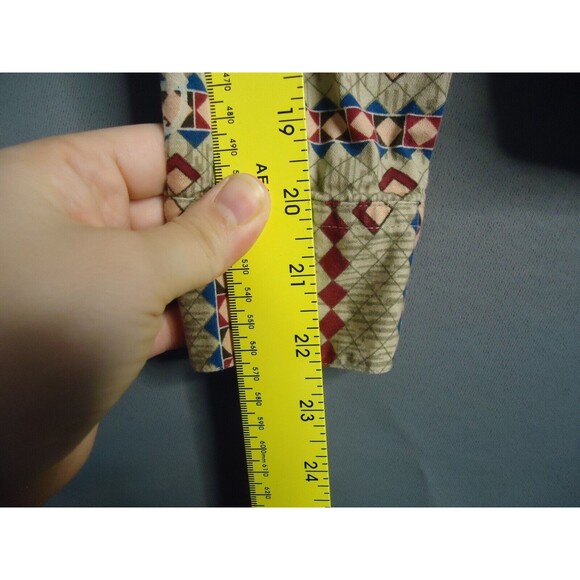 Wrangler Western Wear For Women Multicolored Aztec Print Button Up Shirt Medium - Picture 6 of 8